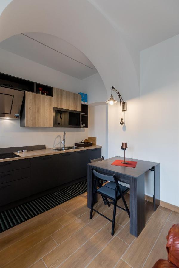 Exclusive Parking Flat X 4 Near Metro 1 Salvator Rosa Apartment Naples Exterior photo